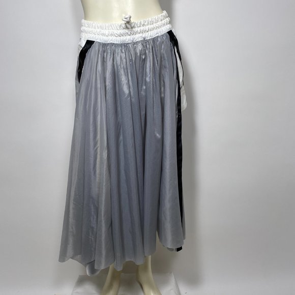 NIKE x SACAI Grey/White Pleated Skirt - Picture 3 of 8